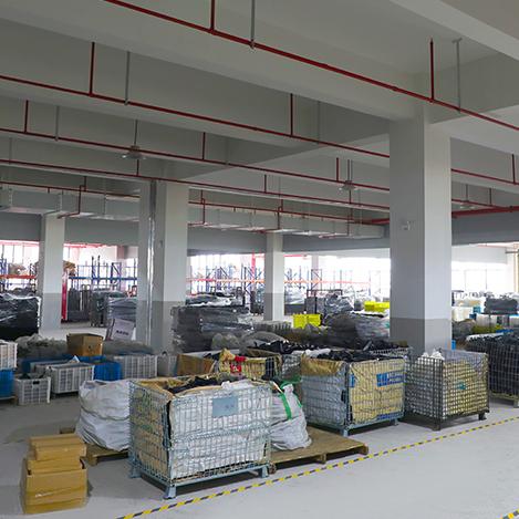 تعظيم المساحة مع رفوف تخزين المطبخ